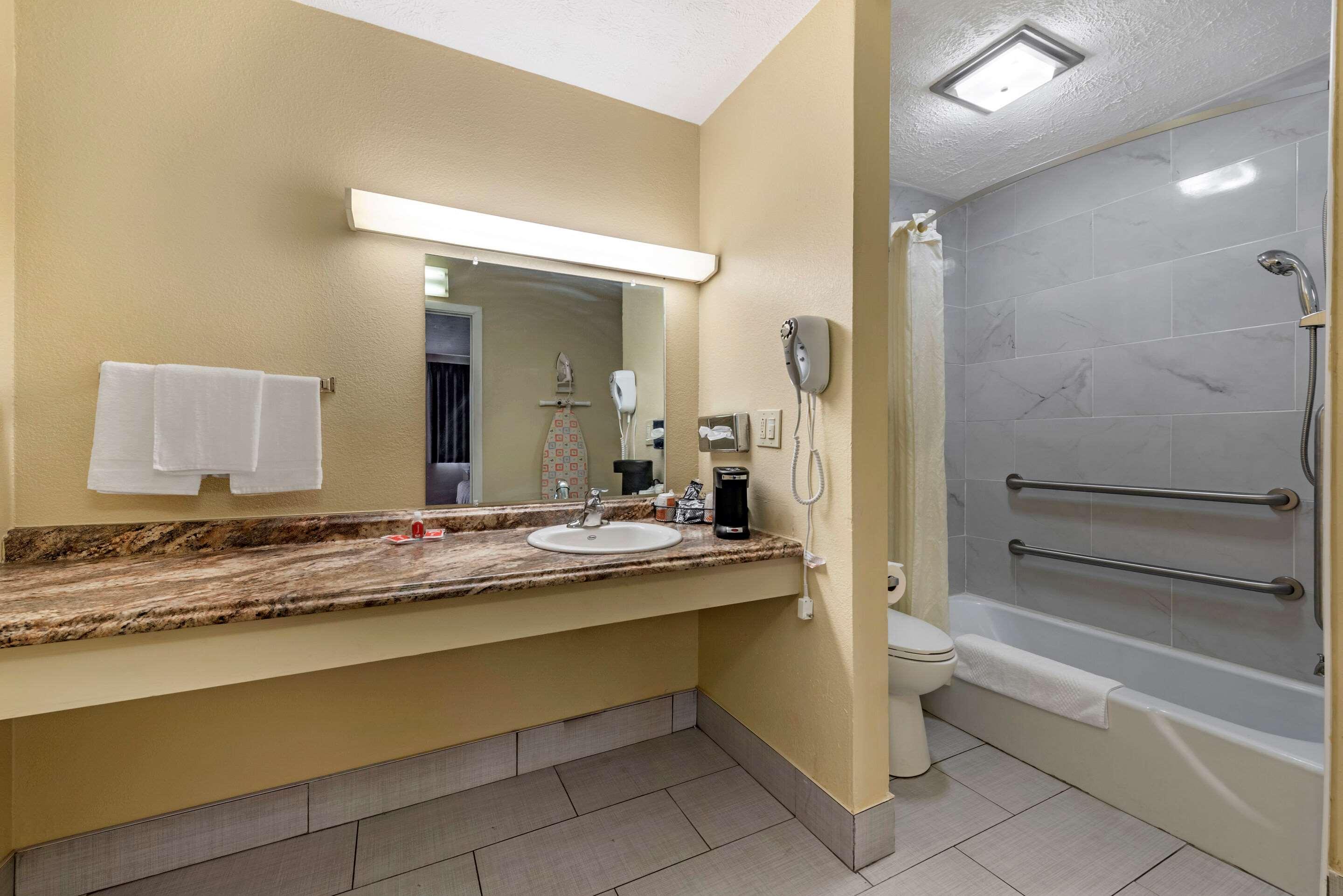 Econo Lodge Erlanger - Cincinnati Airport Zewnętrze zdjęcie